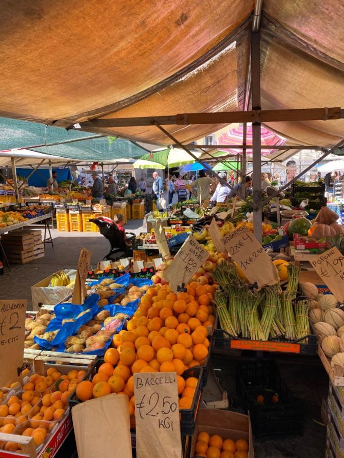 Appartamento Al Mercato Livorno Exteriör bild